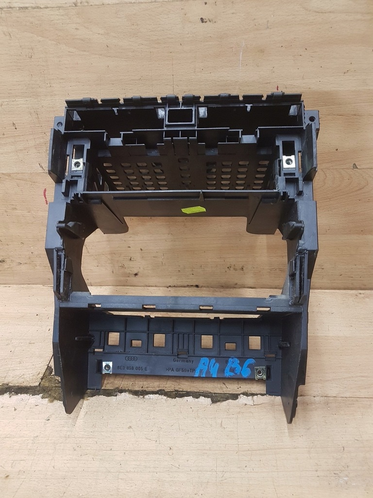 фото №1, Рамка захист каркас радіо панелі audi a4 b6