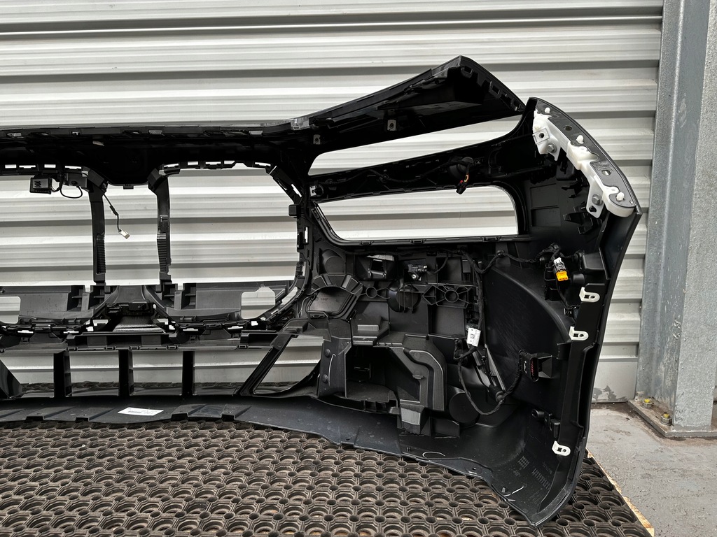 фото №8, Bmw 7 g70 бампер перед m-pakiet c36 4pdc