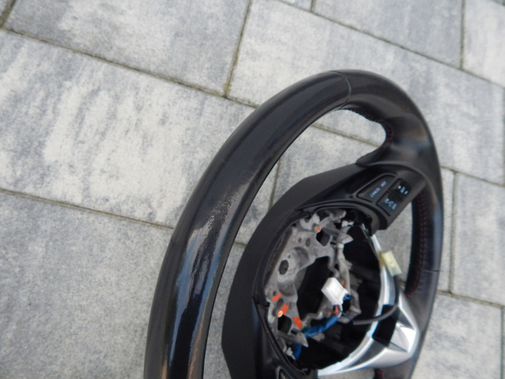 фото №9, Повітропровід mazda cx3 cx5 шкіра czerwona nic