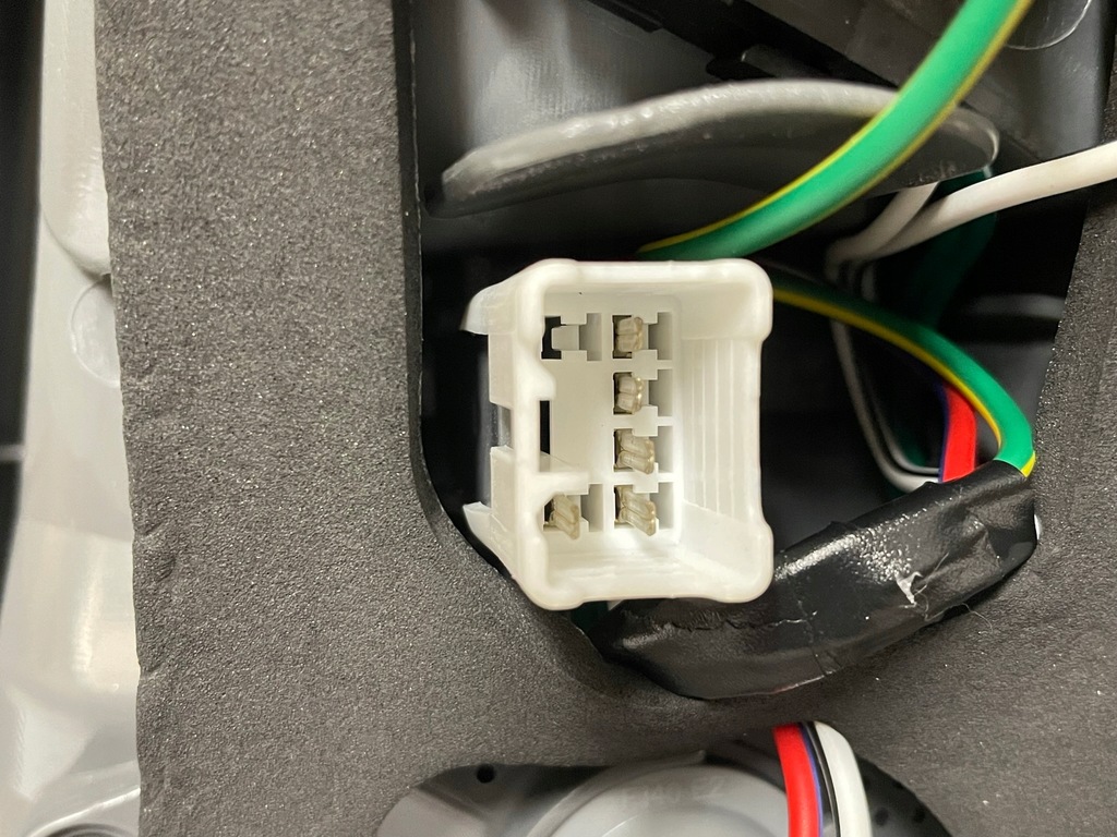 фото №4, Toyota prius + plus 15- led лампа задняя nowa левая