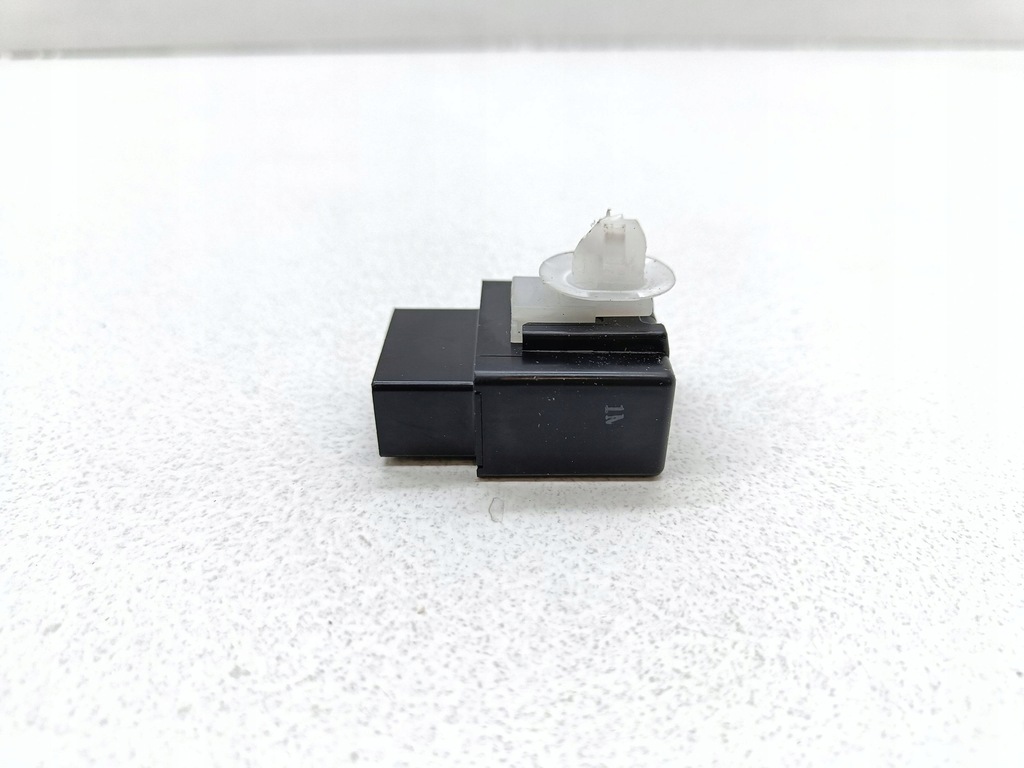 фото №5, Toyota avensis t270 2011 другое реле