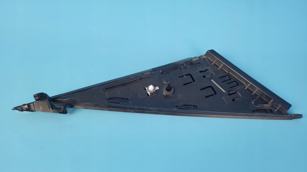 фото №9, Mercedes eqe 350+ 23r захист dekor заглушка ліва a2956700100