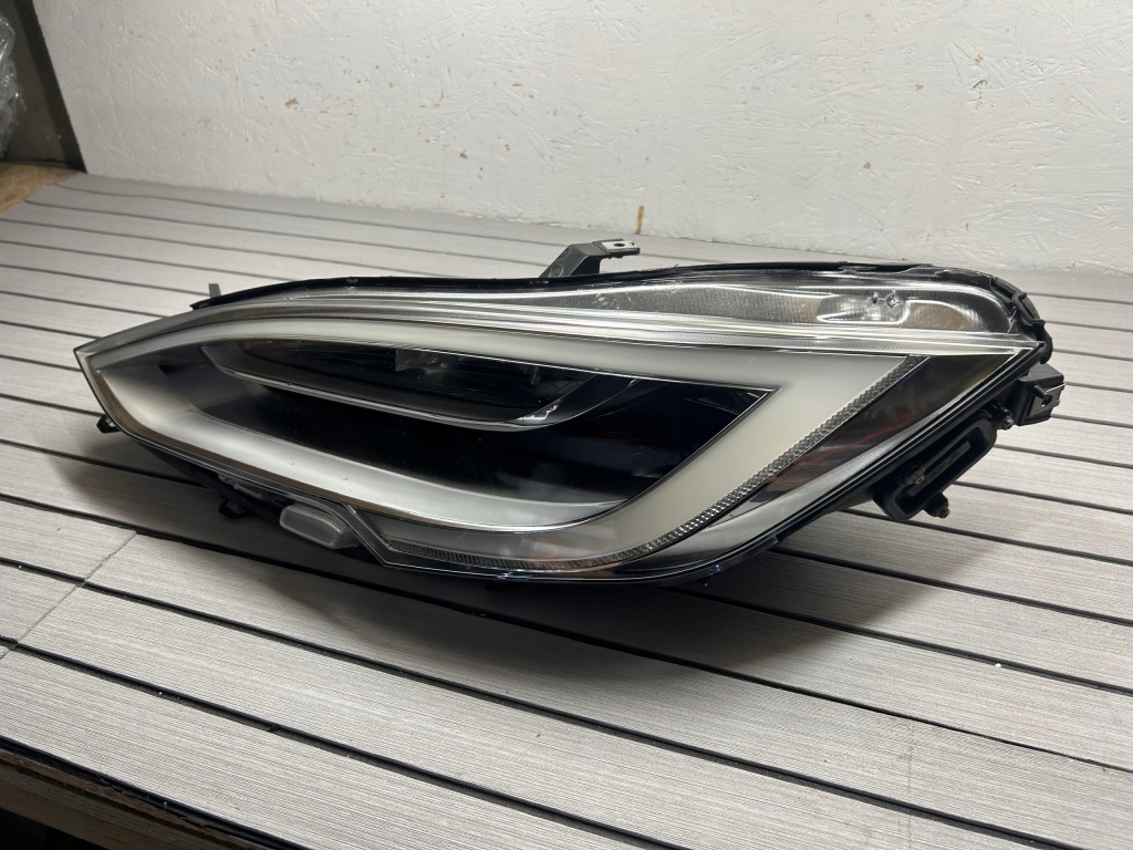 Tesla model s рестайлинг  16- фара левая full led st.bdb Доставка