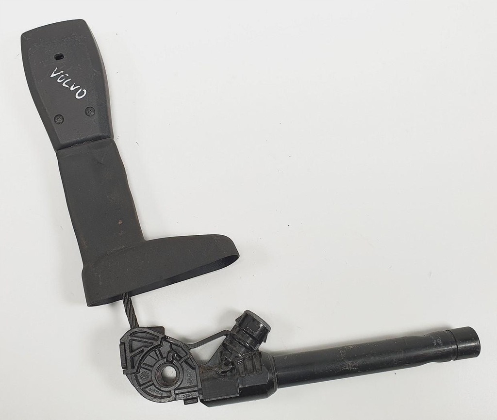 фото №1, Клипса натяжитель натяжитель левый перед volvo v50 eu