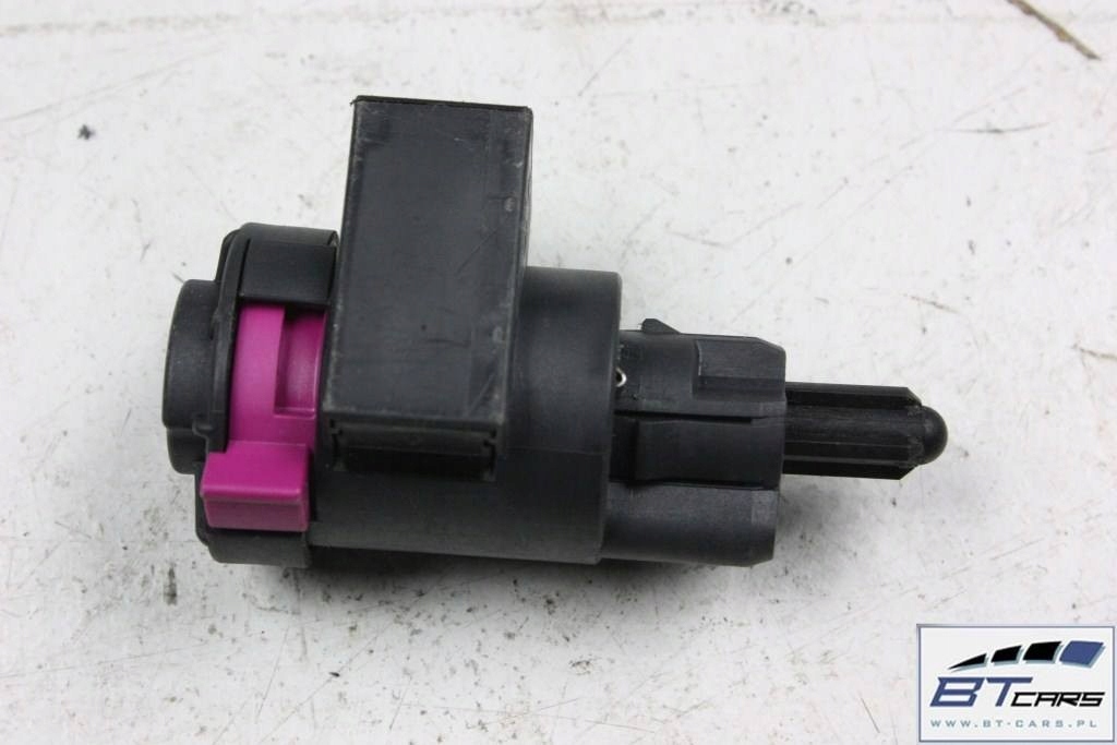 фото №7, Audi a4 a5 a6 датчик света торможения 4f0945459b