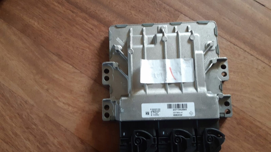 фото №1, Бортовой компьютер блок управления renault оригинальный номер 237106288r