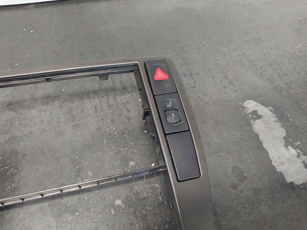 Купити Рамка радіо панелі приладової панелі 2din volkswagen passat b5 3b0858069ba