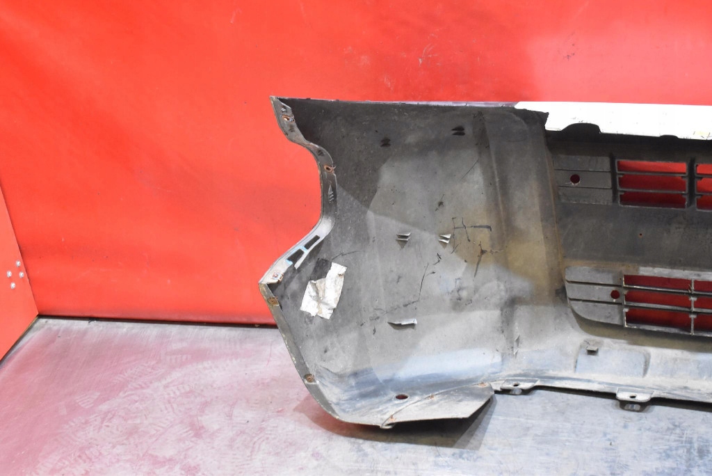 Бампер перед передній чорний білий 1308778070 peugeot bipper 07-17 Оригінал