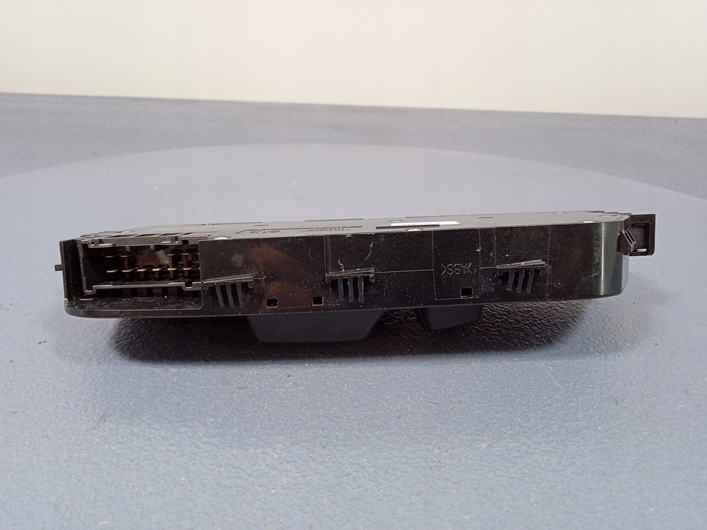 фото №8, Bmw 2 f44 f40 панель регулювання сидіння правий 9276626