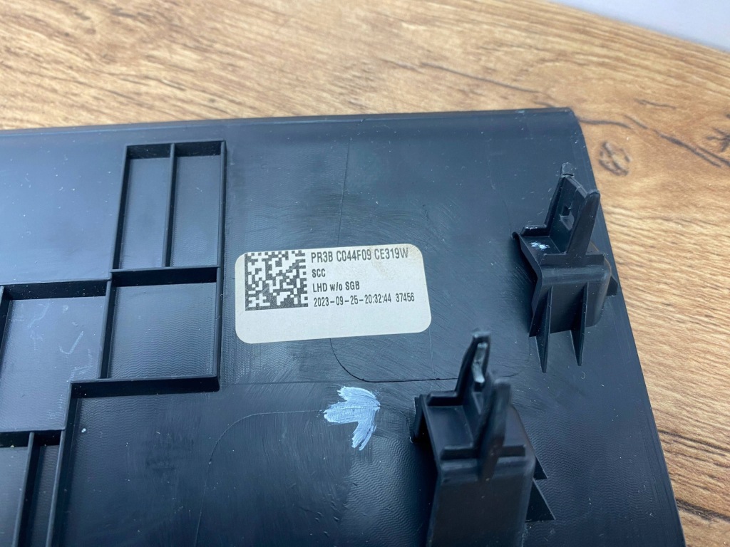 Купить Накладка под руль ford mustang vii mk7 s650 2024+