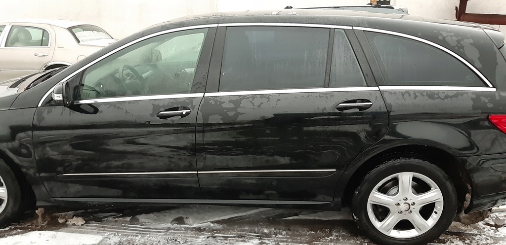 фото №1, Дверь левый задняя mercedes r w251 long c197