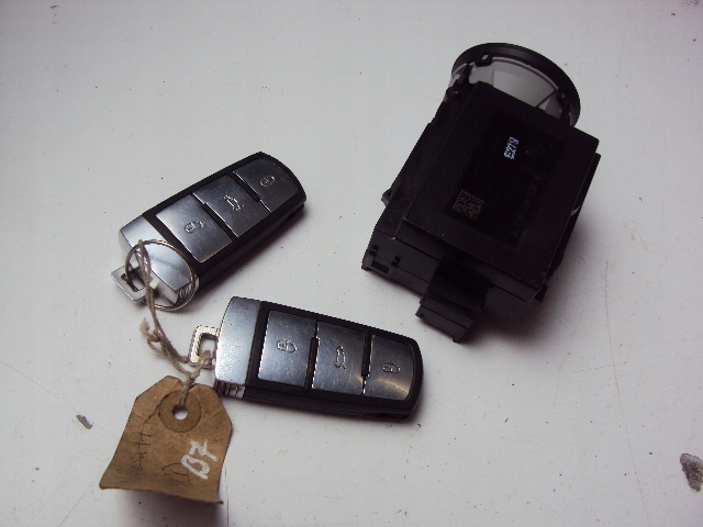 фото №4, Замок зажигания 2 ключи vw passat b7 kombi 11 r