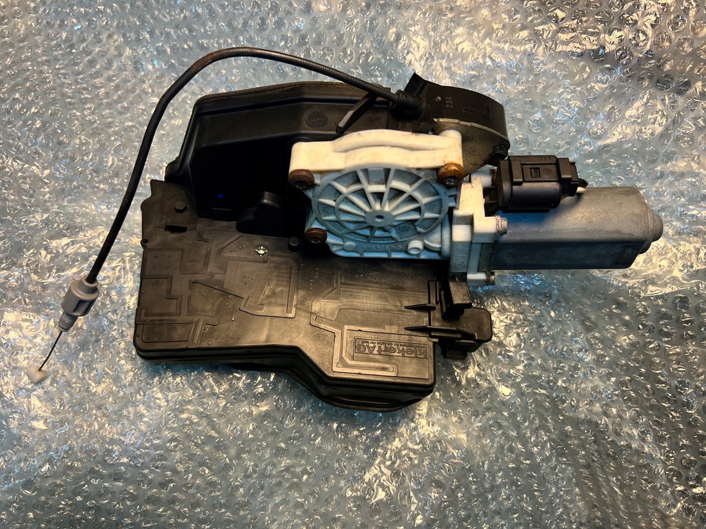 фото №1, Bmw e65 przedlift замок дверь доводчик softclose левый задняя 7028909