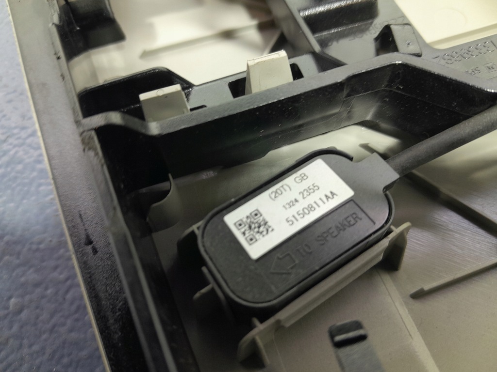 фото №5, Opel insignia a фонари потолочный освещение салона 2 szt 13251594