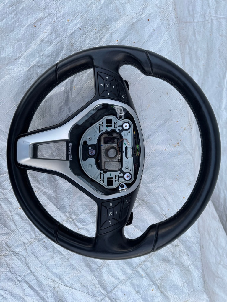 фото №1, Mercedes b klasa w246 воздуховод кожаный a2184609103