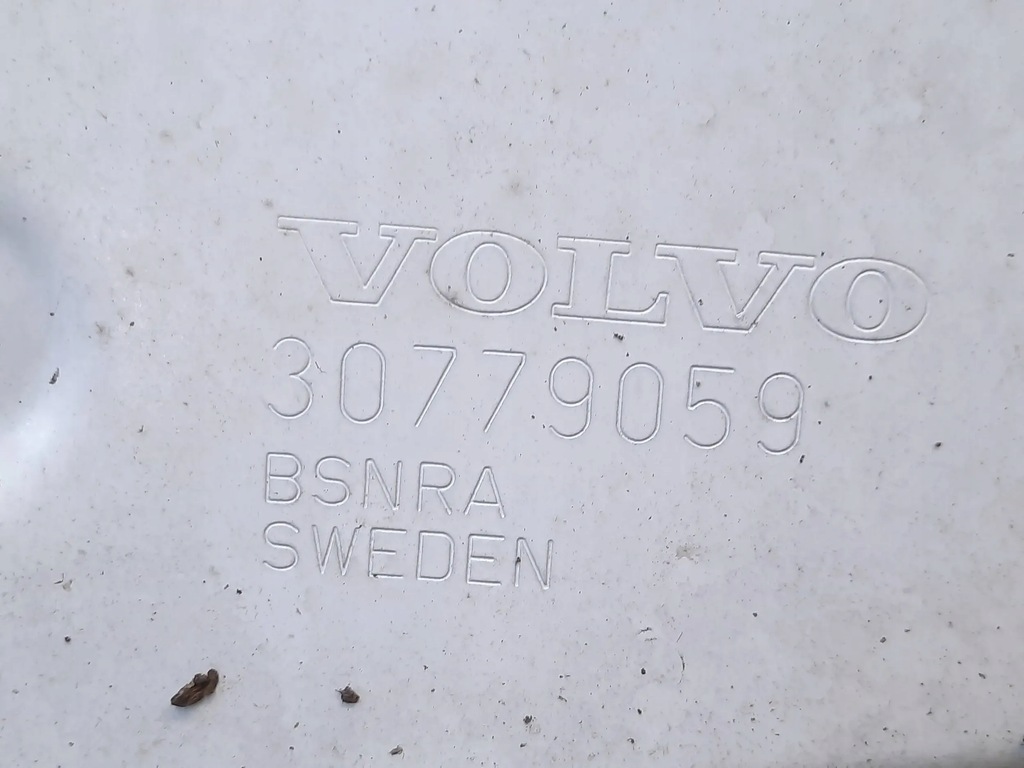 фото №6, Volvo v60 i капот przed liftem 30779059 11r. 614-46