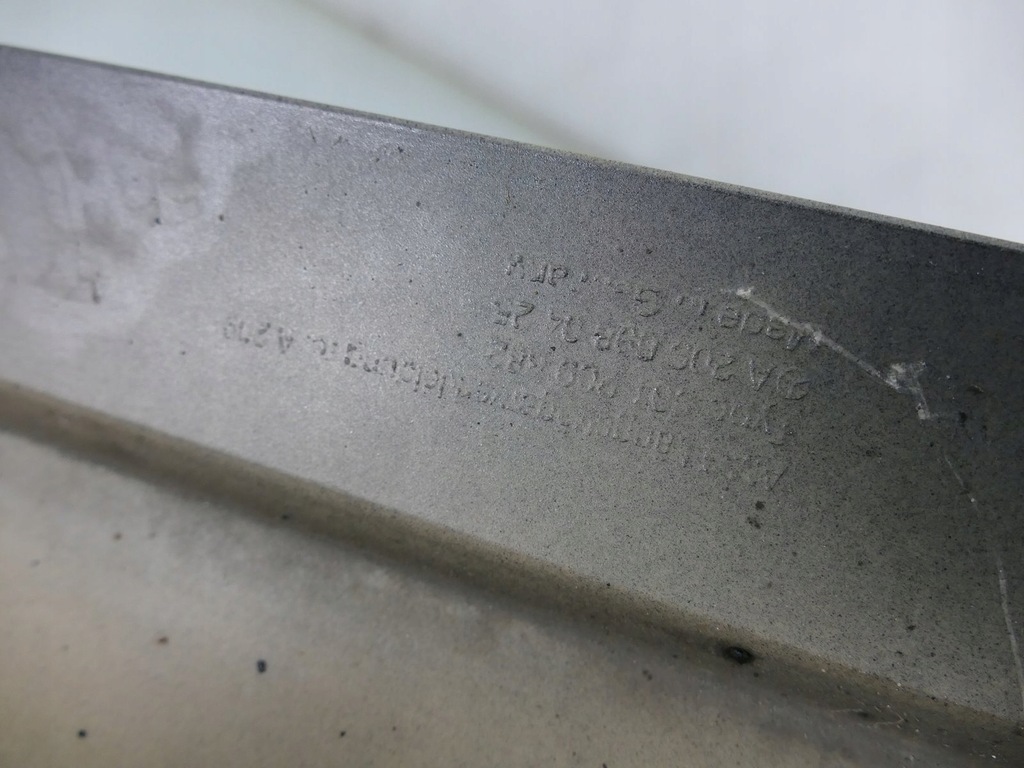 фото №16, Mercedes w209 c209 lift amg молдинг порог правая цвет 197