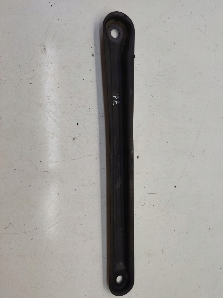 фото №6, Bmw 7 e32 1993 кронштейн глушителя