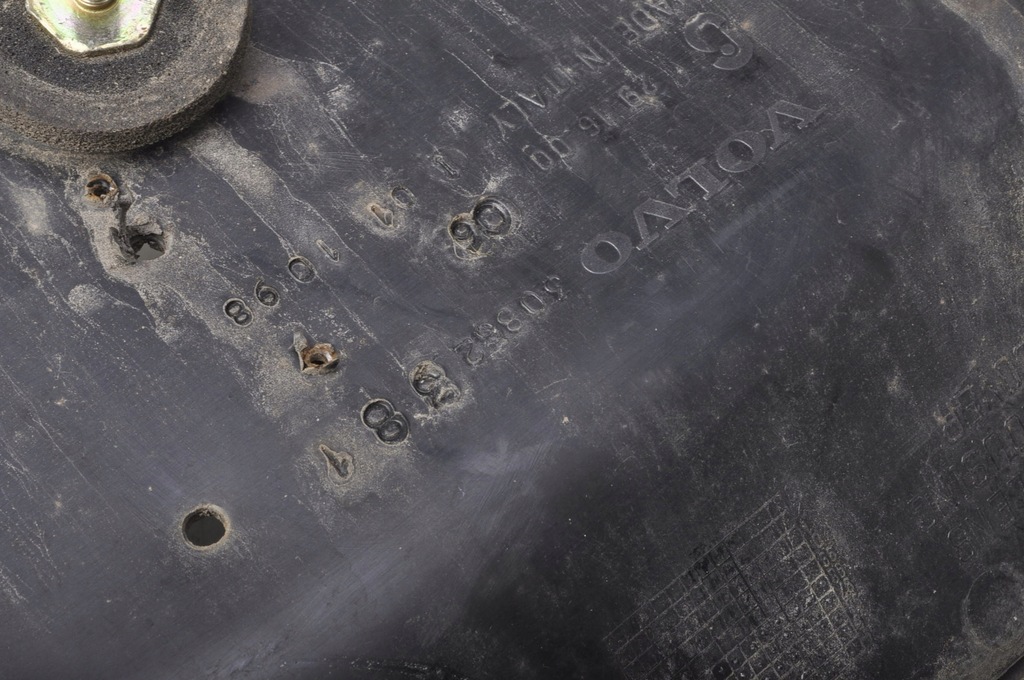 фото №12, Volvo v40 накладка молдинг кришки 30862381