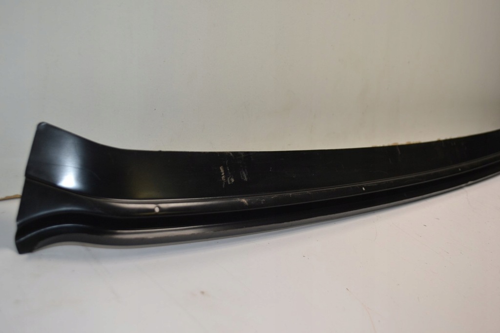 фото №7, Mercedes w124 край отвір кришки багажника задня góra