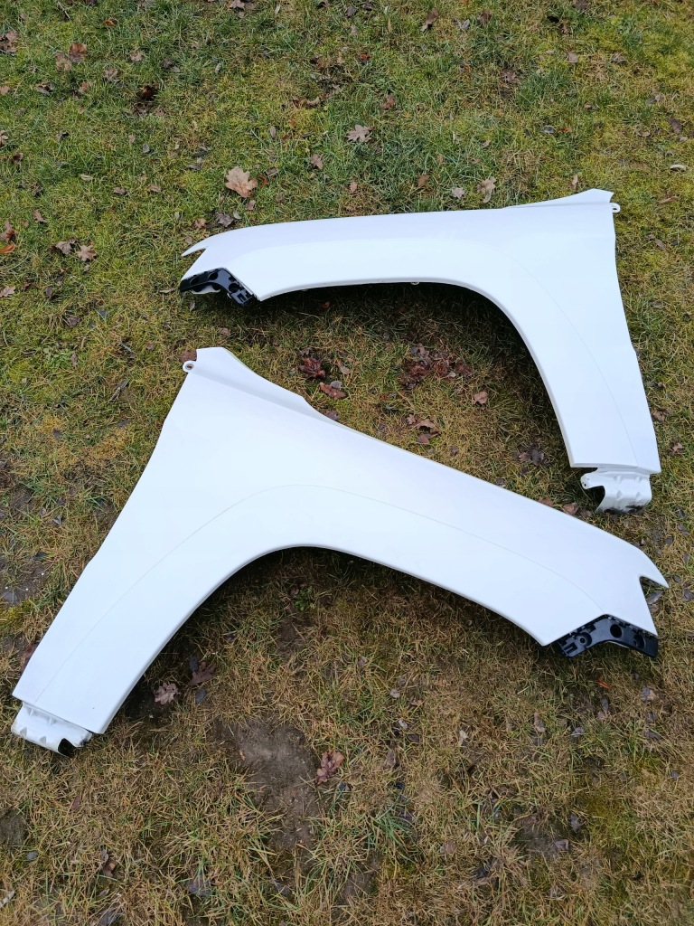 Купить Крыло  левое  перед jeep grand cherokee wk2 summit цвет pw7