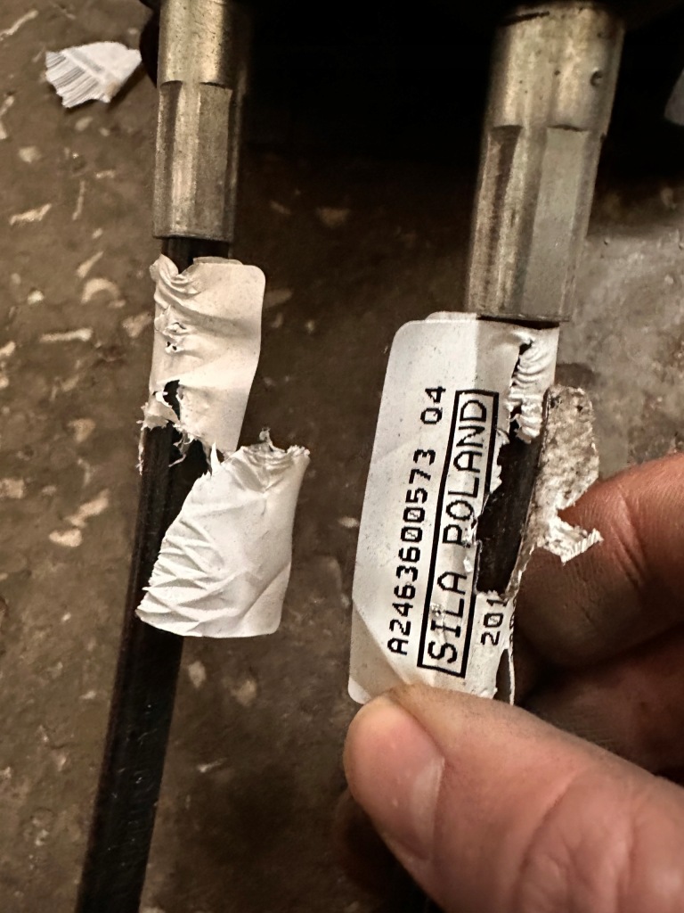 Mercedes b klasa w246 тросы переключения передач на 6 передач a2463600573 Цена