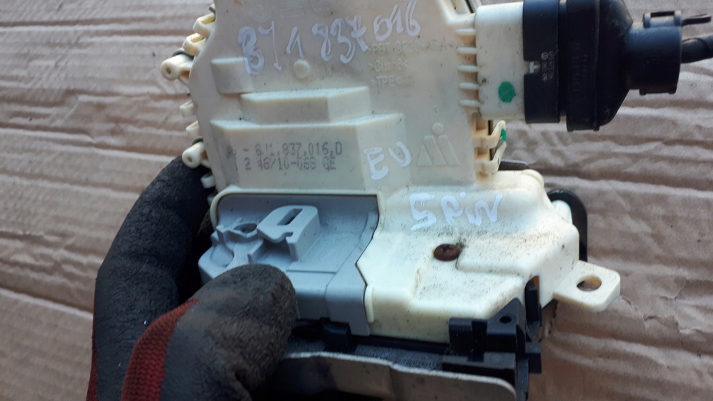 фото №5, S4 b8 a4 замок двері правий перед europa 5pin