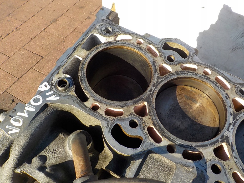 фото №12, Volvo s40 ii v50 08r 1.8 16v 125km b4184s11 блок dół kompletny