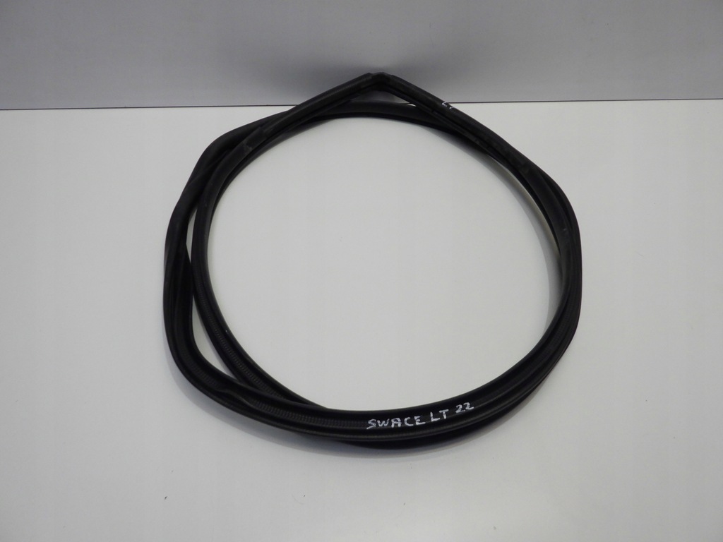 фото №1, Swace toyota corolla e21 прокладка дверь левый задняя