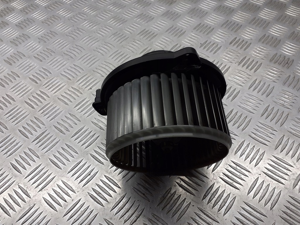 фото №1, Вентилятор обдув toyota corolla e12 0130101601