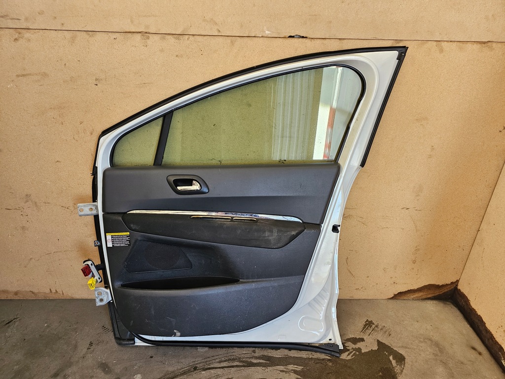 фото №6, Peugeot 5008 i 2010- дверь правый перед правое передние kwed