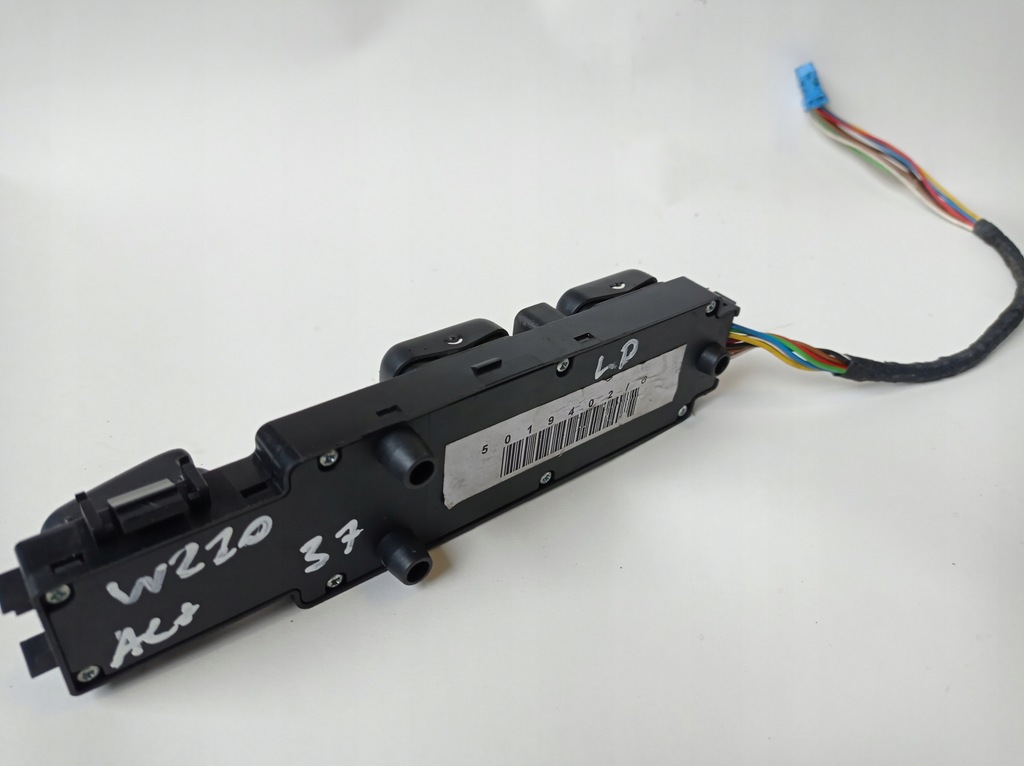 фото №7, Переключатель окон mercedes-benz оригинальный номер 2208201010