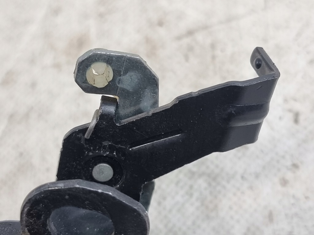 фото №9, Замок дверь правое крыло задняя верхний volkswagen vw caddy iii