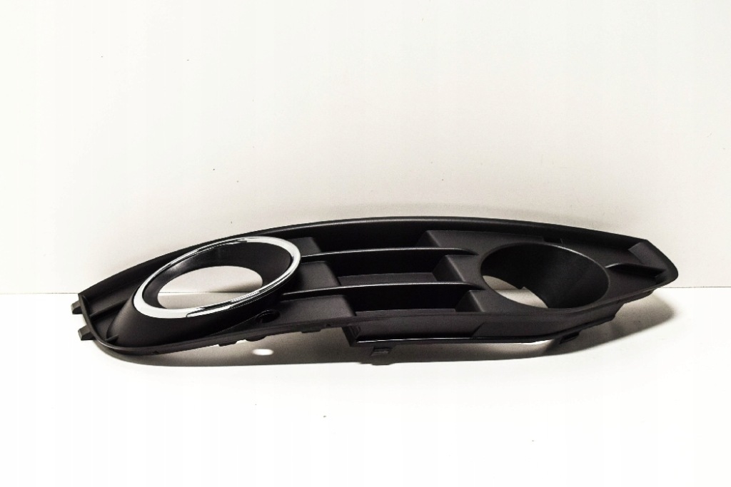 Audi a4 b8 бампер передній права сторона протитуманна решітка нова orygina Зі Шроту