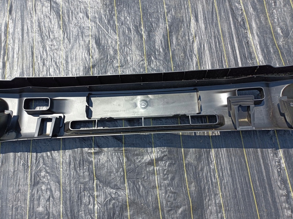 фото №10, Nissan cabstar 07- бампер перед передний oryg