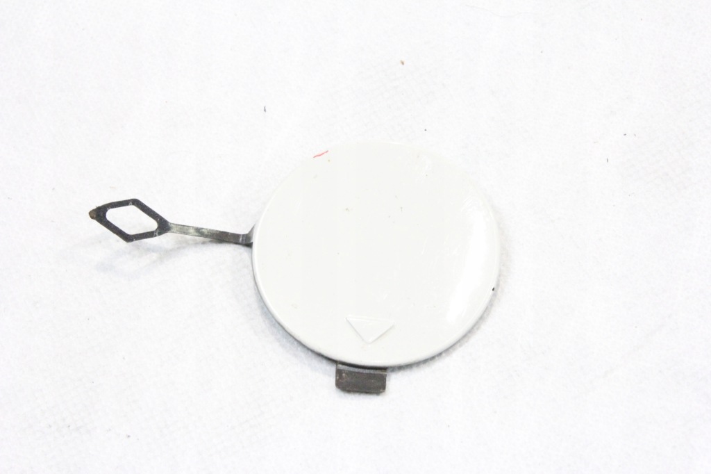 Купити Заглушка фаркоп бампера перед bmw f45 7301546