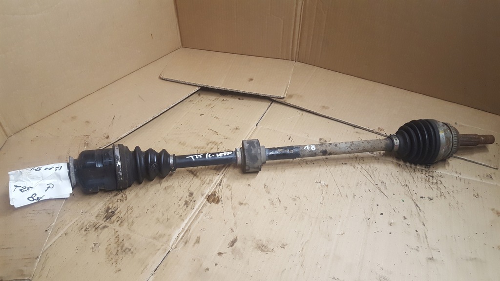 фото №1, Toyota corolla verso 04-09r привідний вал права 1,8 vvti