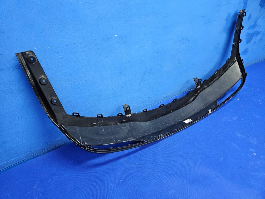 Tesla model 3 highland накладка бампера заднього задня dyfuzor1587741-00-d Зі Шроту