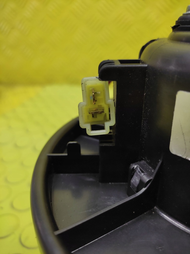 фото №6, Mitsubishi space star повітродувка повітря