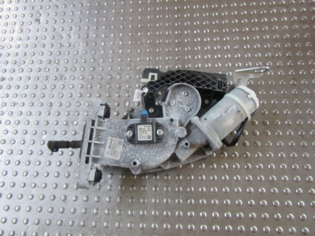 фото №1, Mercedes w212 2012 привід механізм кришки задня