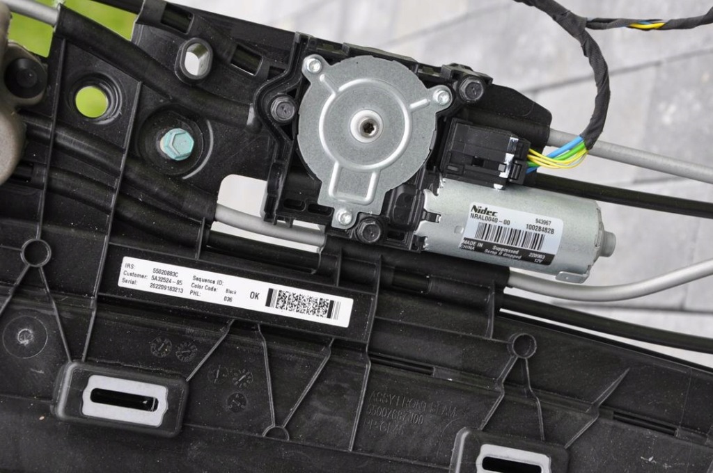 фото №11, Дах przeszklony bmw ix3 2023 5a32524