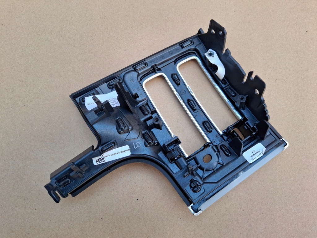 фото №7, S-klasa w223 dekor решітка обдув накладка панелі панель приладів a2236807805