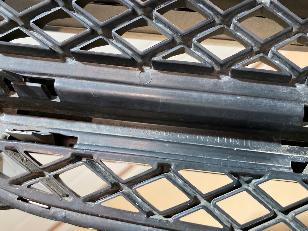 фото №14, Решітка радіатора решітка радіатора mercedes e coupe w207 a207