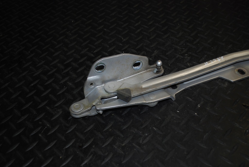 фото №5, Петля кришки багажника правий audi a8 d2 сріблястий