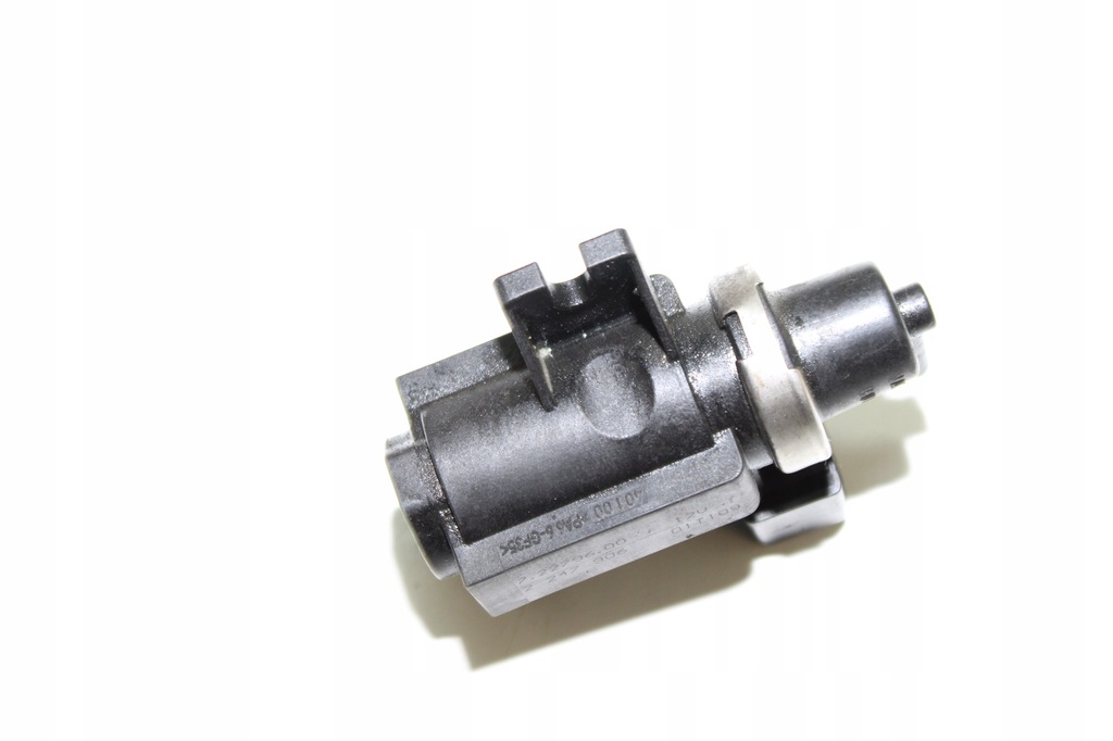 фото №5, Клапан вакуумa 2247906 bmw e46 320d 136km m47