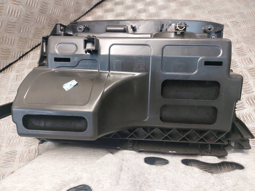 фото №9, Бардачок пасажира opel insignia a lift 1.6 t 13308550 13308554 1014668