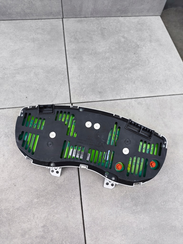 фото №6, Hyundai i20 i 11r 1.2 16v счетчик приборная панель 94006-1j160 e