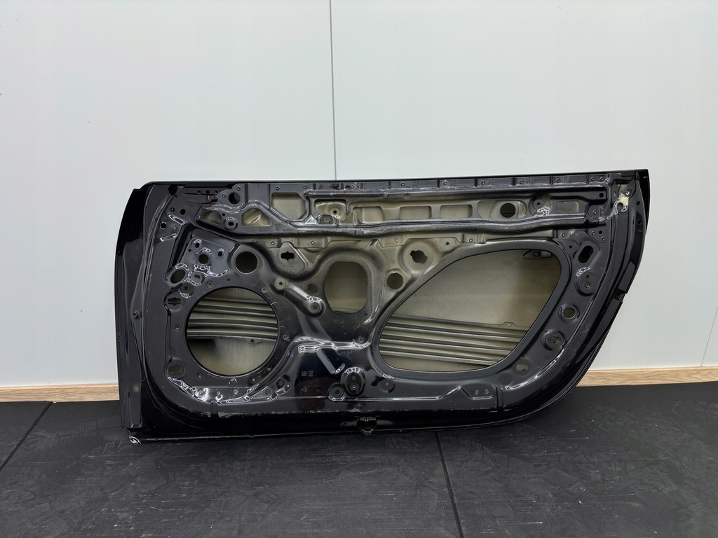 фото №15, Porsche carrera 911 992 2019r- двері праве