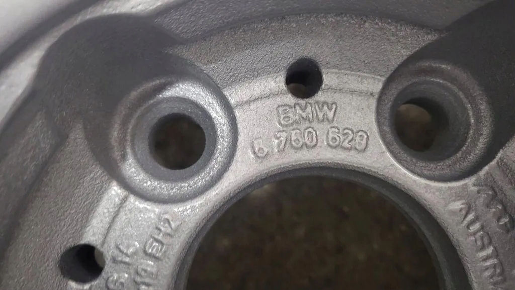 Задняя правая молдинг порог bmw 7 e65, e66, e67 6760629 3.0l дизель 160kw Киев