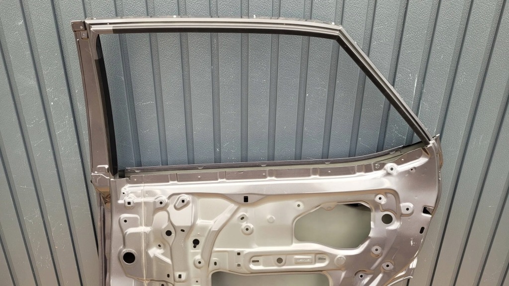 Lexus rx iv 4 15- дверь задняя задняя правое  fv с Разборки